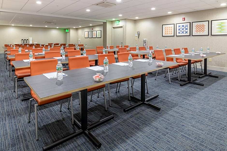Holiday Inn Express Southington By IHG