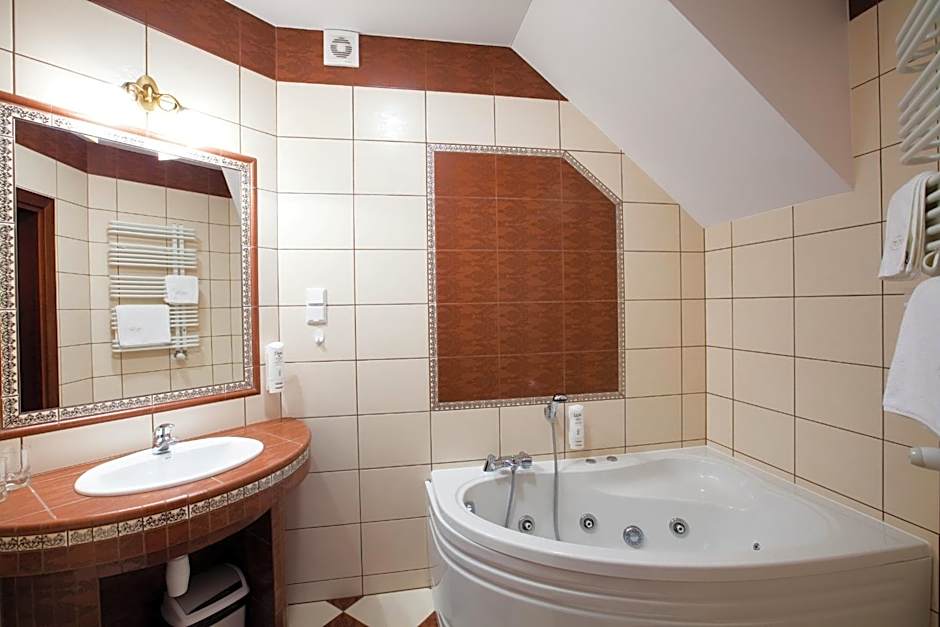 Hotel - Dworek Tryumf
