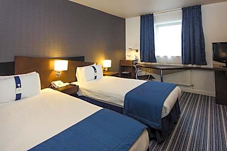 Standard Twin Room with Free Hot Breakfast