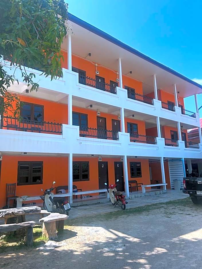 Sea Breeze Backpacker