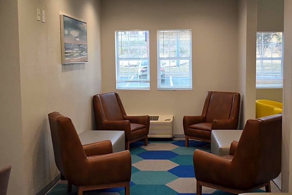 Microtel Inn & Suites by Wyndham Stockbridge/Atlanta I-75