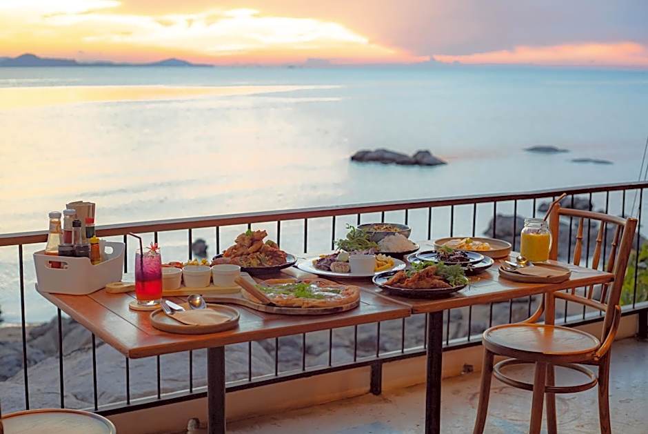 Sea Sun Bed & Beyond