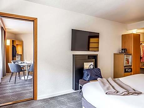 Suite with One Double Bed and Sofa Bed