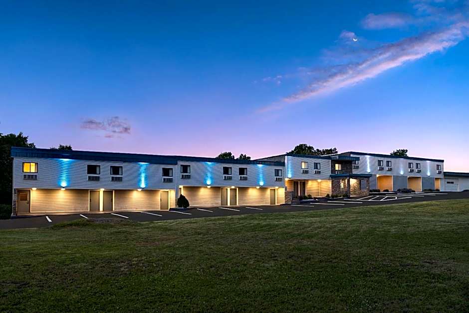 Days Inn by Wyndham Moosic