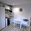 STUDIO CASSIN - next to tramway line 2 near airport