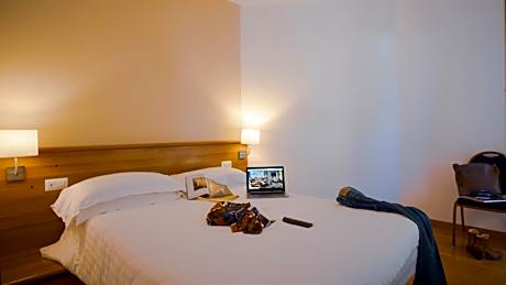 Business Single Room