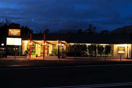 West Coaster Motel