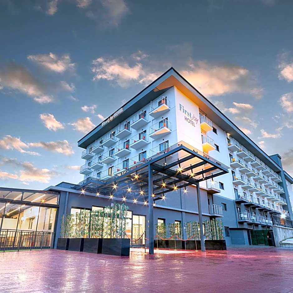First Joy Hotel
