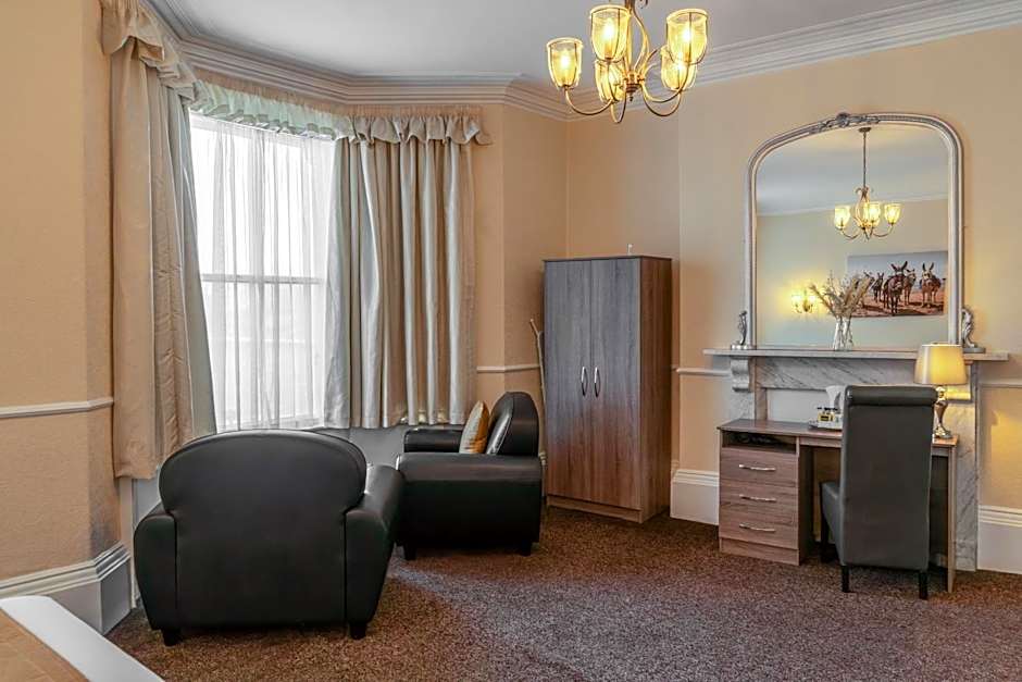 Clifton Hotel