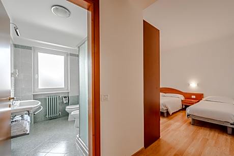 Triple Room - 1 Double Bed and 1 Single Bed