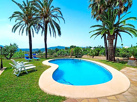 Cantallops - Villa With Private Pool. Free Wifi