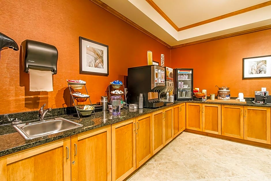 MainStay Suites Stanley