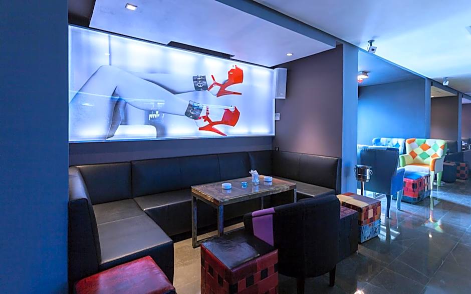 Business Hotel