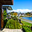 Cascades Lakefront Motel