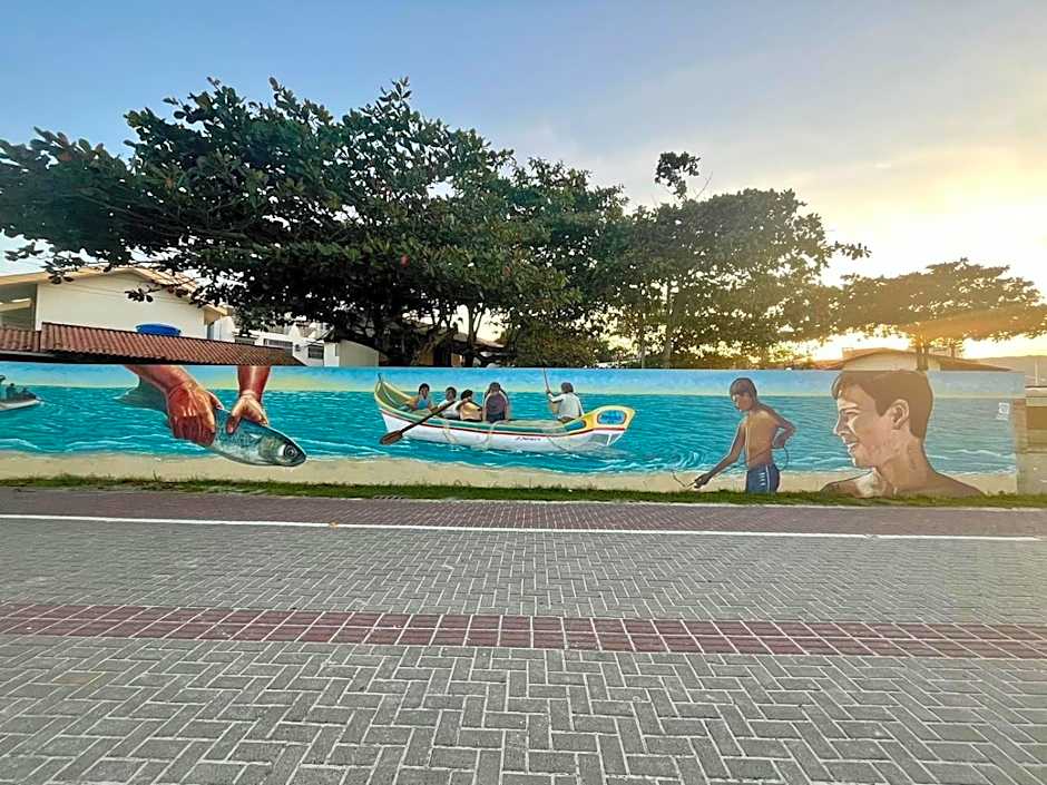 B250 - Apto 3 quartos com vista mar sobre Avenida