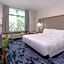 Fairfield Inn and Suites by Marriott Charlotte Monroe