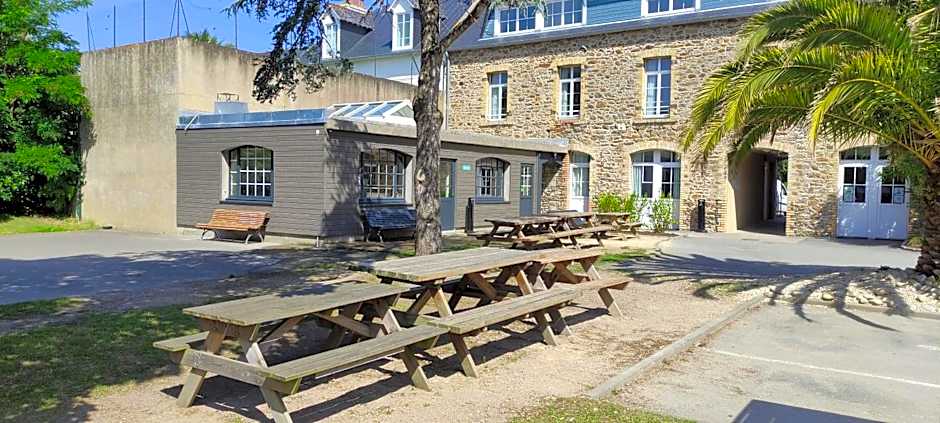 Auberge de Jeunesse Youth Hostel Ethic étapes Saint Malo