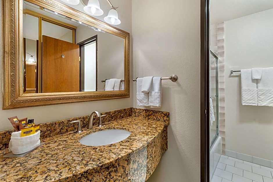 Best Western Plus Monterey Inn