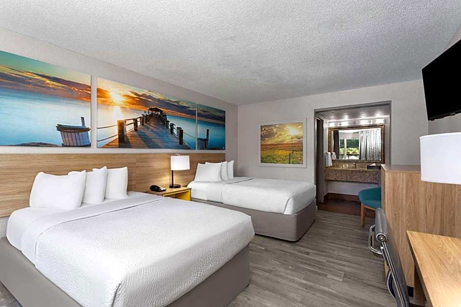 Days Inn by Wyndham Wildwood I-75