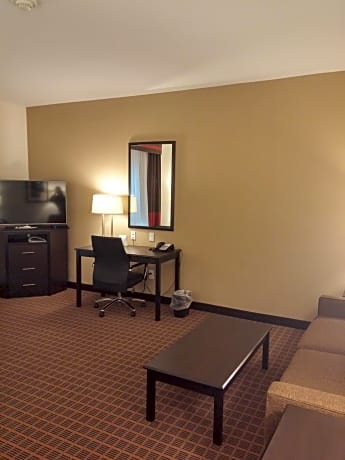 1 King Bed Standard Extra Floor Space