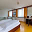 Hotel Linde - 24h Self Check-in