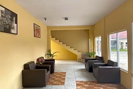 Hotel Warna