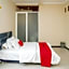 RedDoorz At Villa Akbar 3