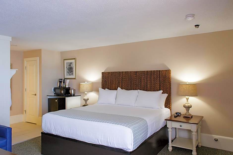 Sea Crest Beach Resort