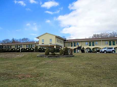 Orbits Inn