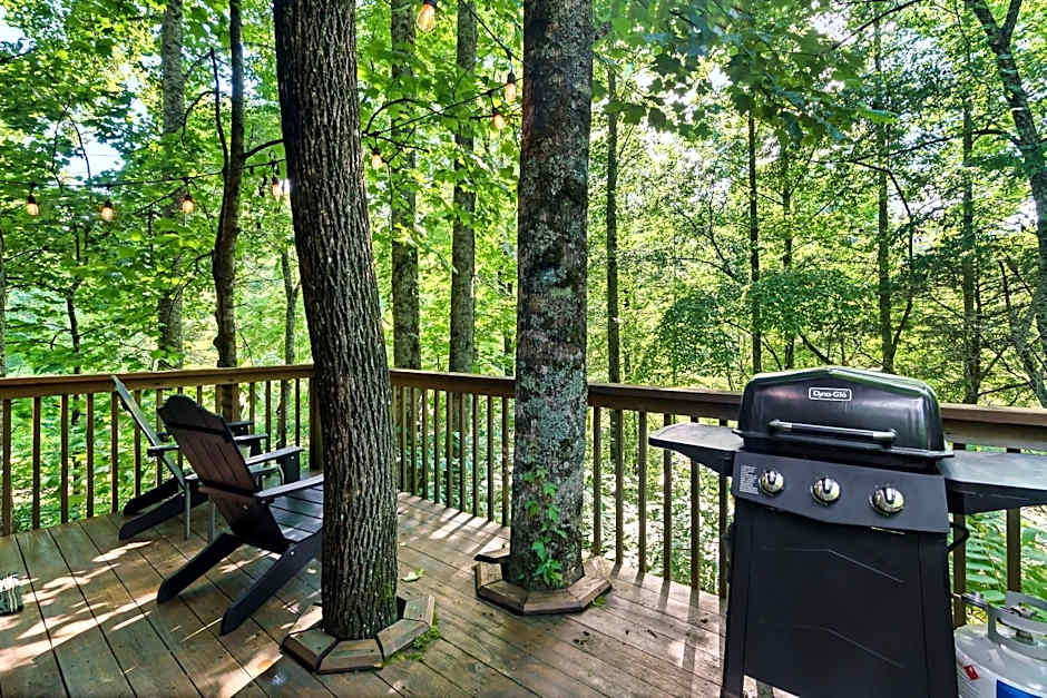 Rivers Edge Treehouses