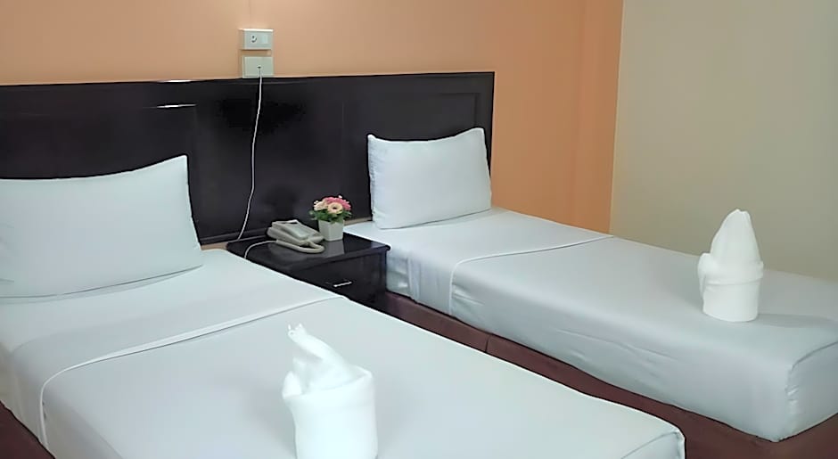 Centerpoint Hotel