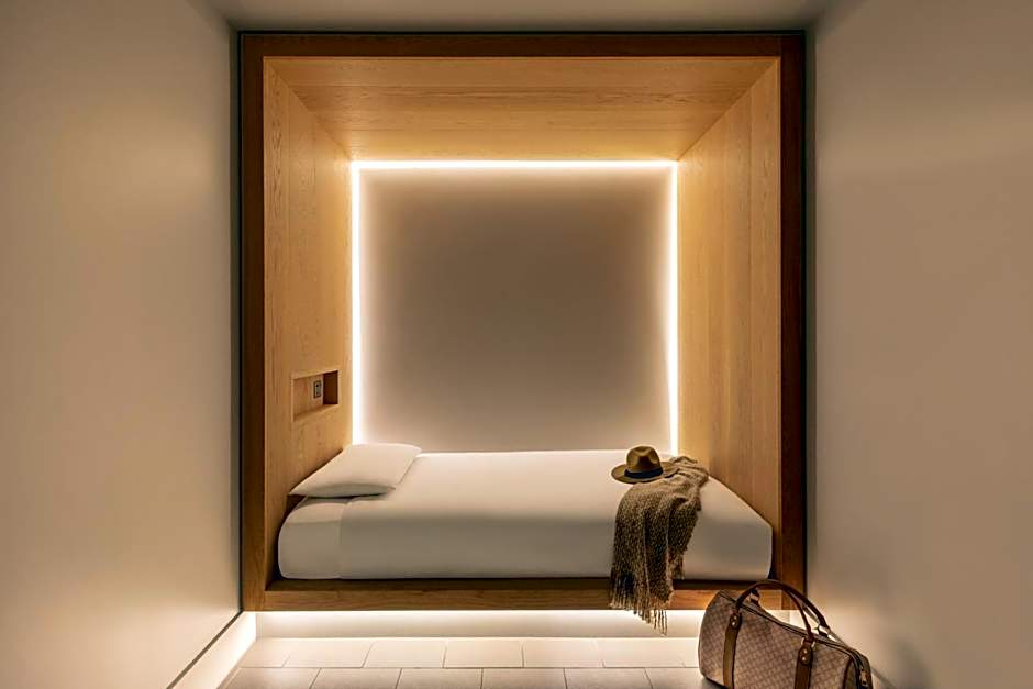 Photo 1 of 4 of Cocoon 1