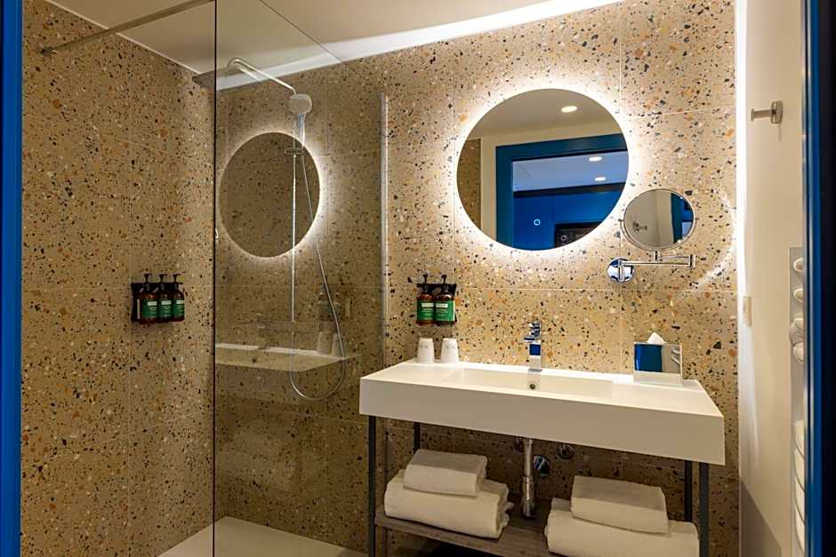 Staybridge Suites Cannes Centre By IHG