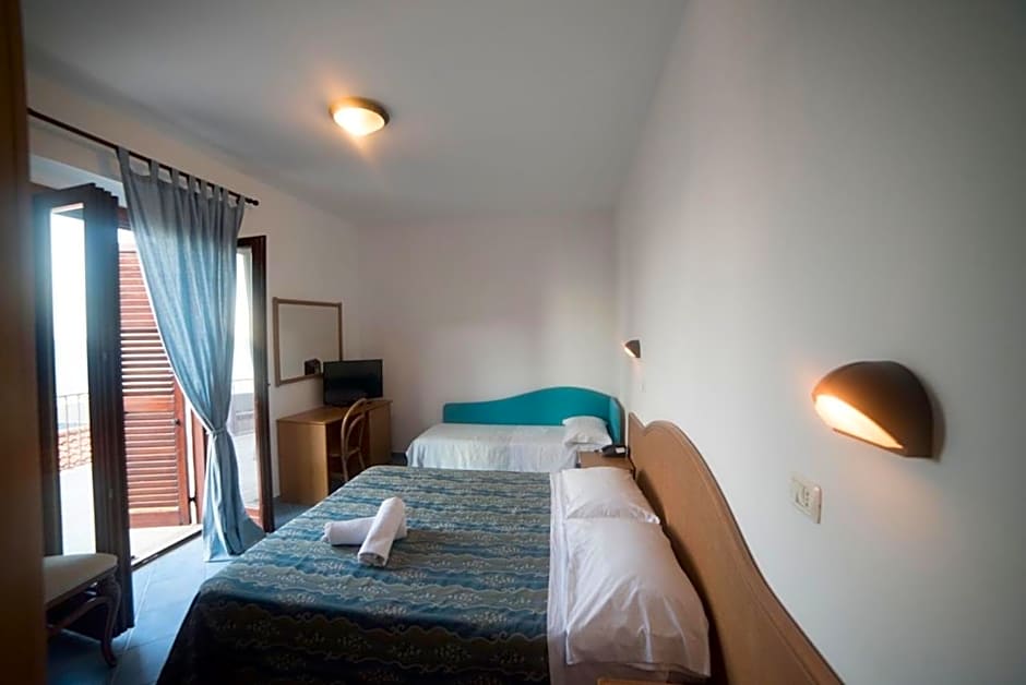 Hotel Villa A Mare