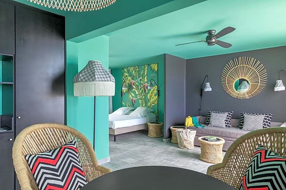 Dina Morgabine Saint Gilles