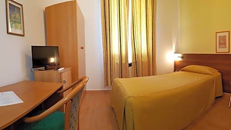Economy Single Room