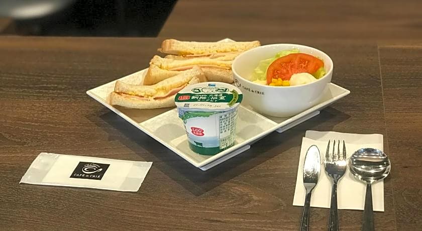 At Inn Hotel Toyotashi Eki