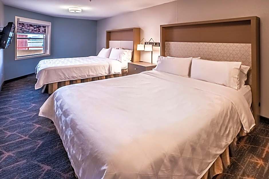 Holiday Inn Hotel & Suites Osoyoos By IHG