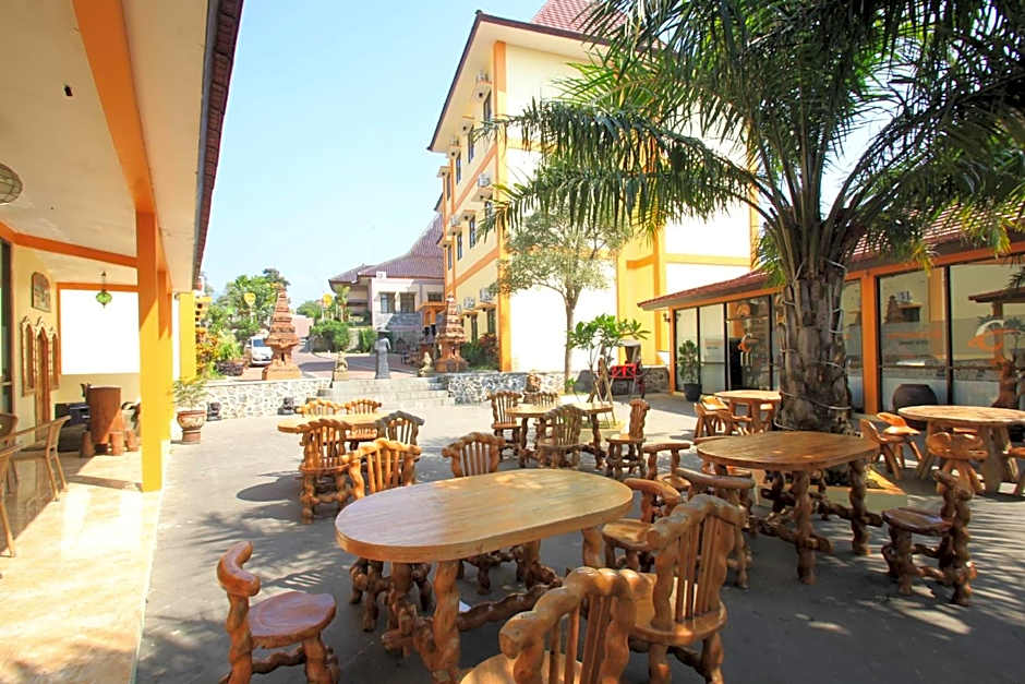 Tripletree Ciptaningati Culture Hotel