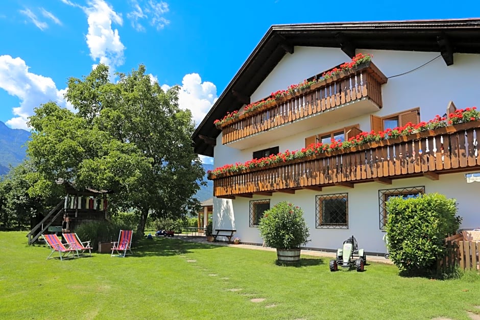 Appartements Weisshauserhof