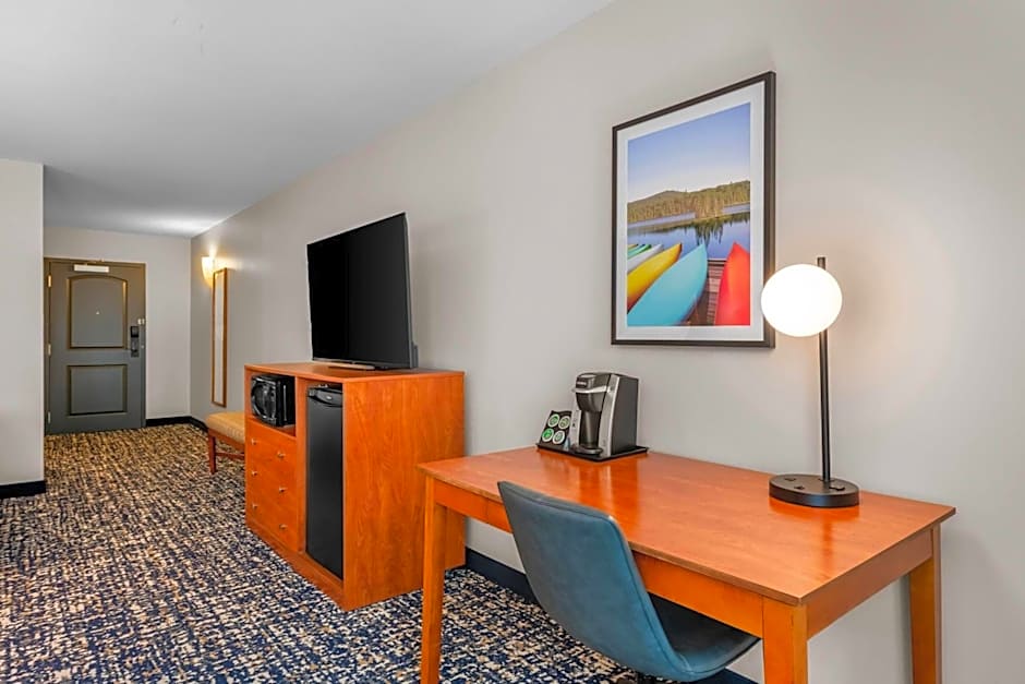 Wyndham Bloomington - Mall of America