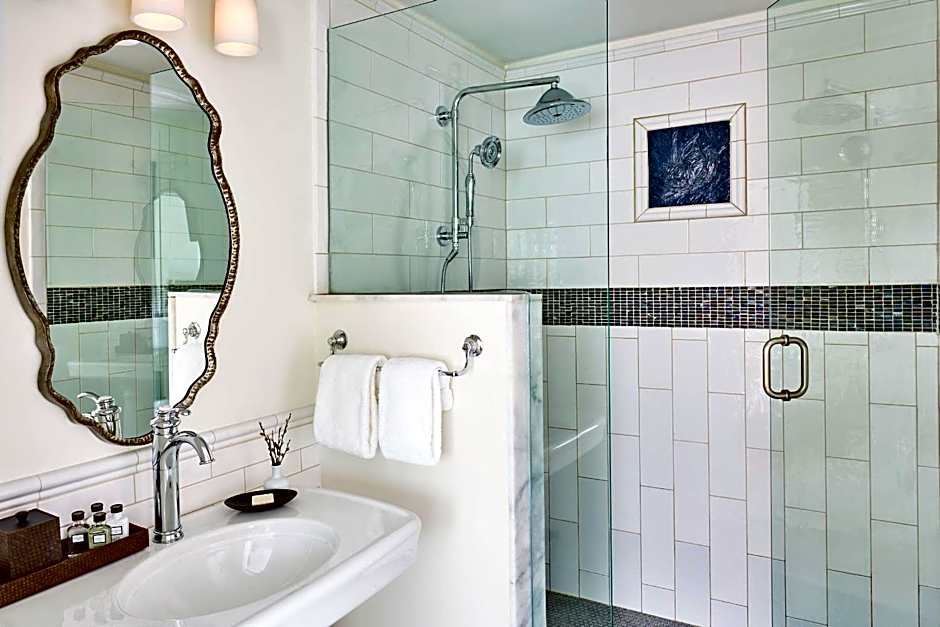 Photo 1 of 5 of 2 Bedroom Suite