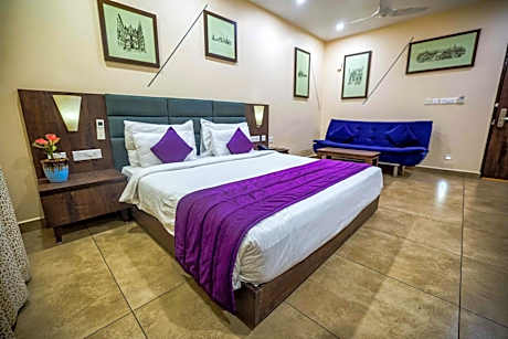 King Room with Two King Beds
