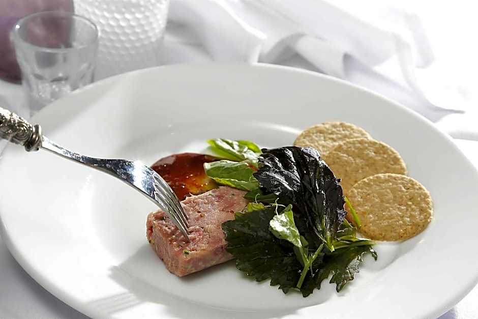 Buchanan Arms Hotel & Leisure, Sure Hotel Collection