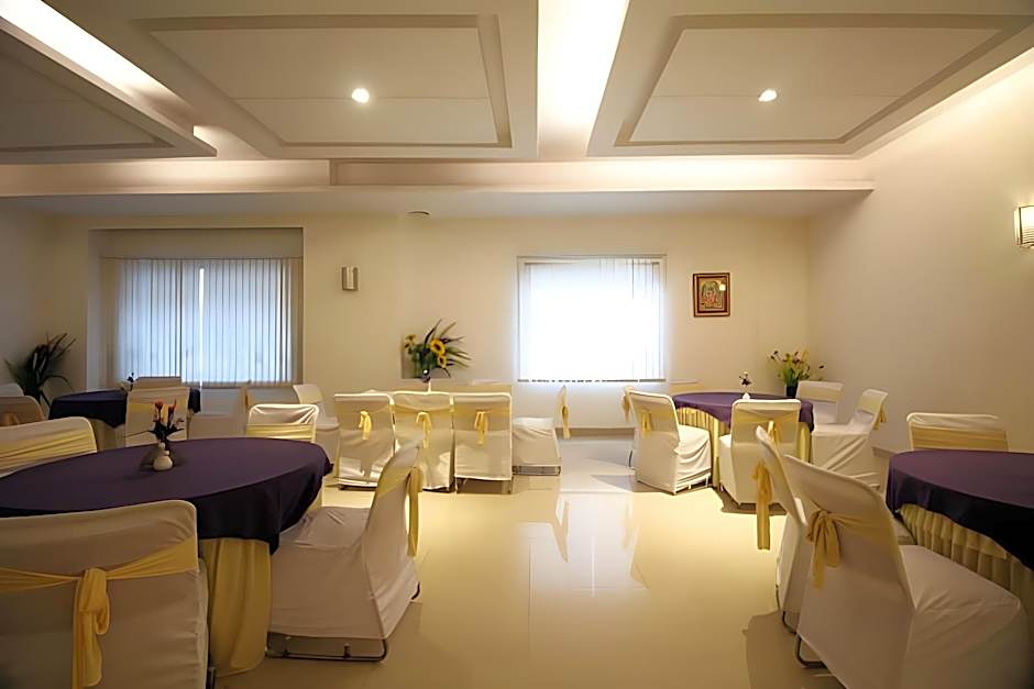 Venizia Sarovar Portico Delhi