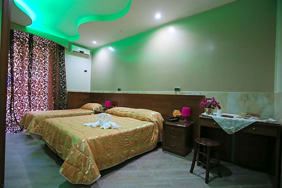 Hotel Iris
