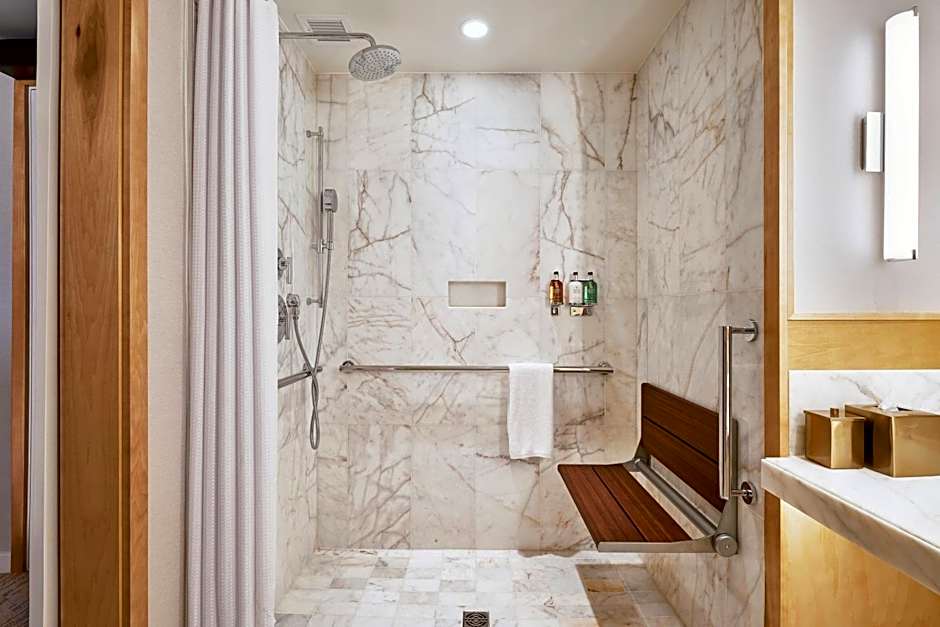JW Marriott Parq Vancouver