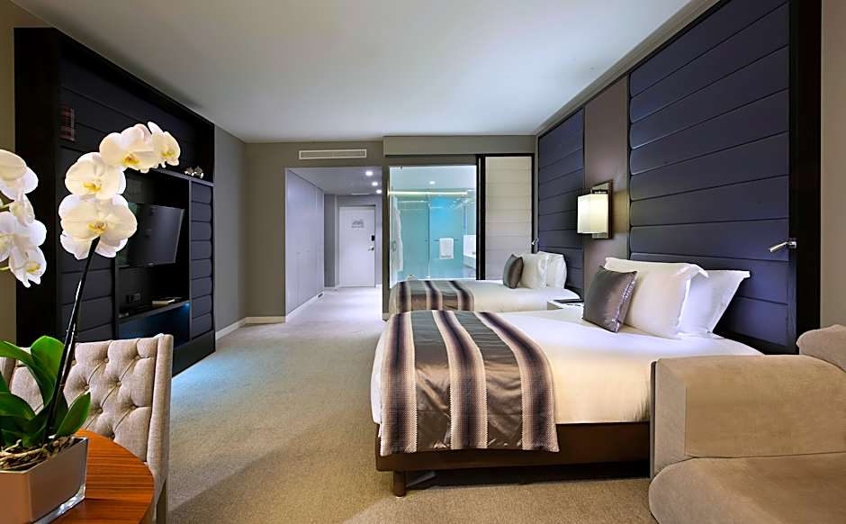 Photo 1 of 3 of Classic 2 Twin Beds, Accessible, Garden View