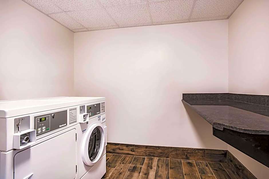 La Quinta Inn & Suites by Wyndham Chambersburg