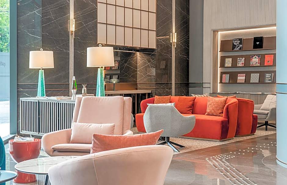 The Quarter Ratchayothin by UHG